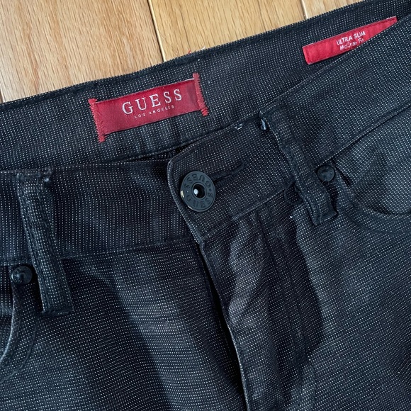 Guess McCrae Fit Jeans - Picture 2 of 5